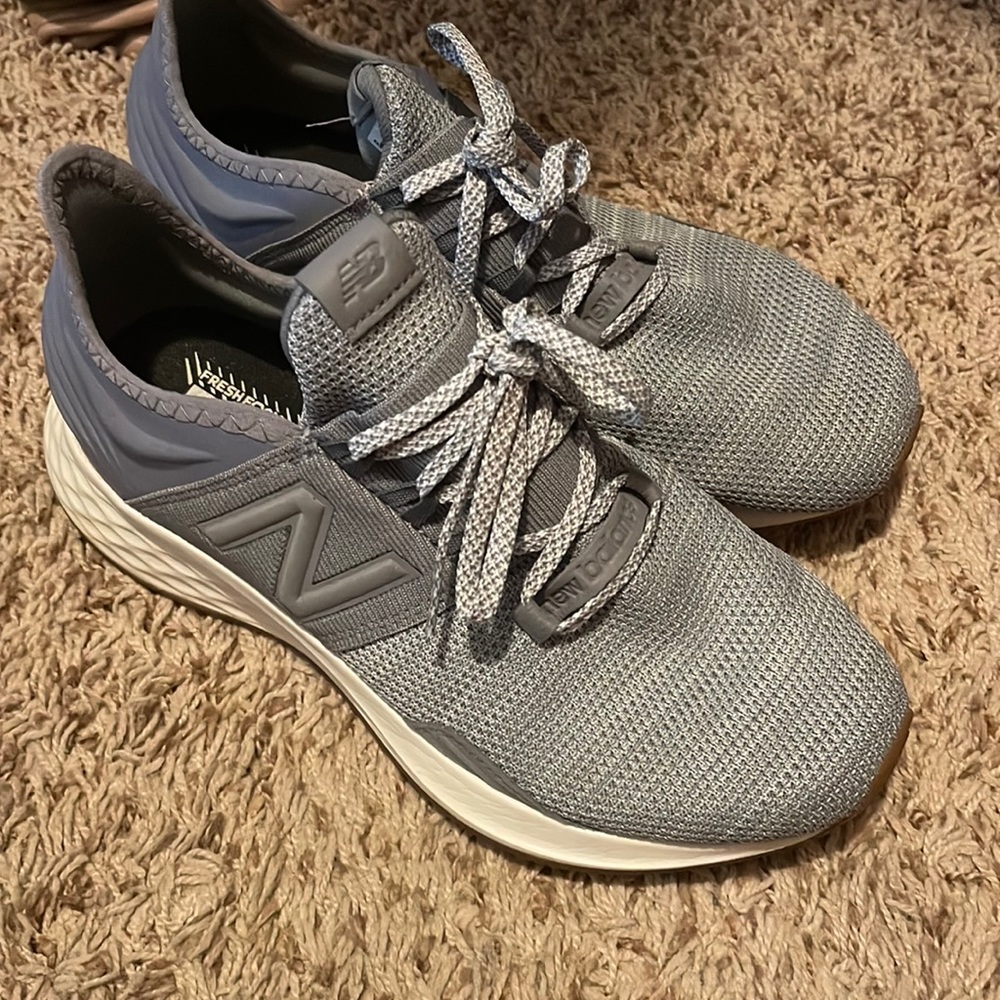 New Balance Roav. Womens 8.5D